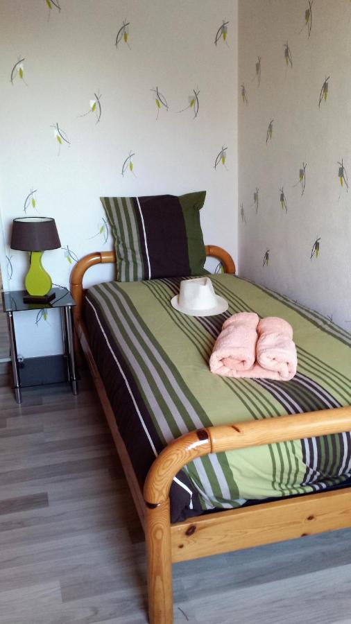 3 Chambres Privees Dans Un Jardin D'Hiver, Garage Voiture, Velos, Motos Tourville-sur-Arques エクステリア 写真